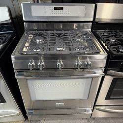 Frigidaire Stainless steel 5 burner range stove 