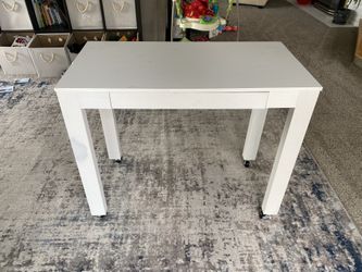 White Desk With Drawer & Wheels 