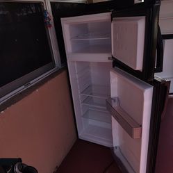 Premium levella fridge