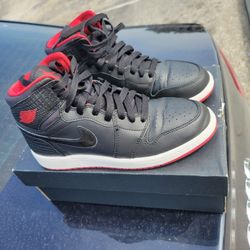 Jordan 1 Mid Nouveau Snakeskin