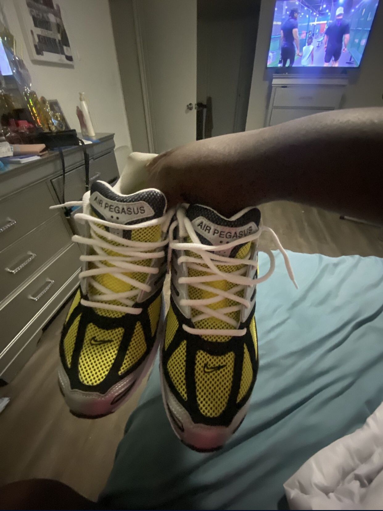 Nike Peganus Yellow