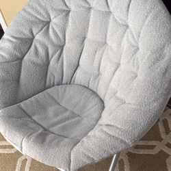 Kid’s Saucer / Papasan Chair