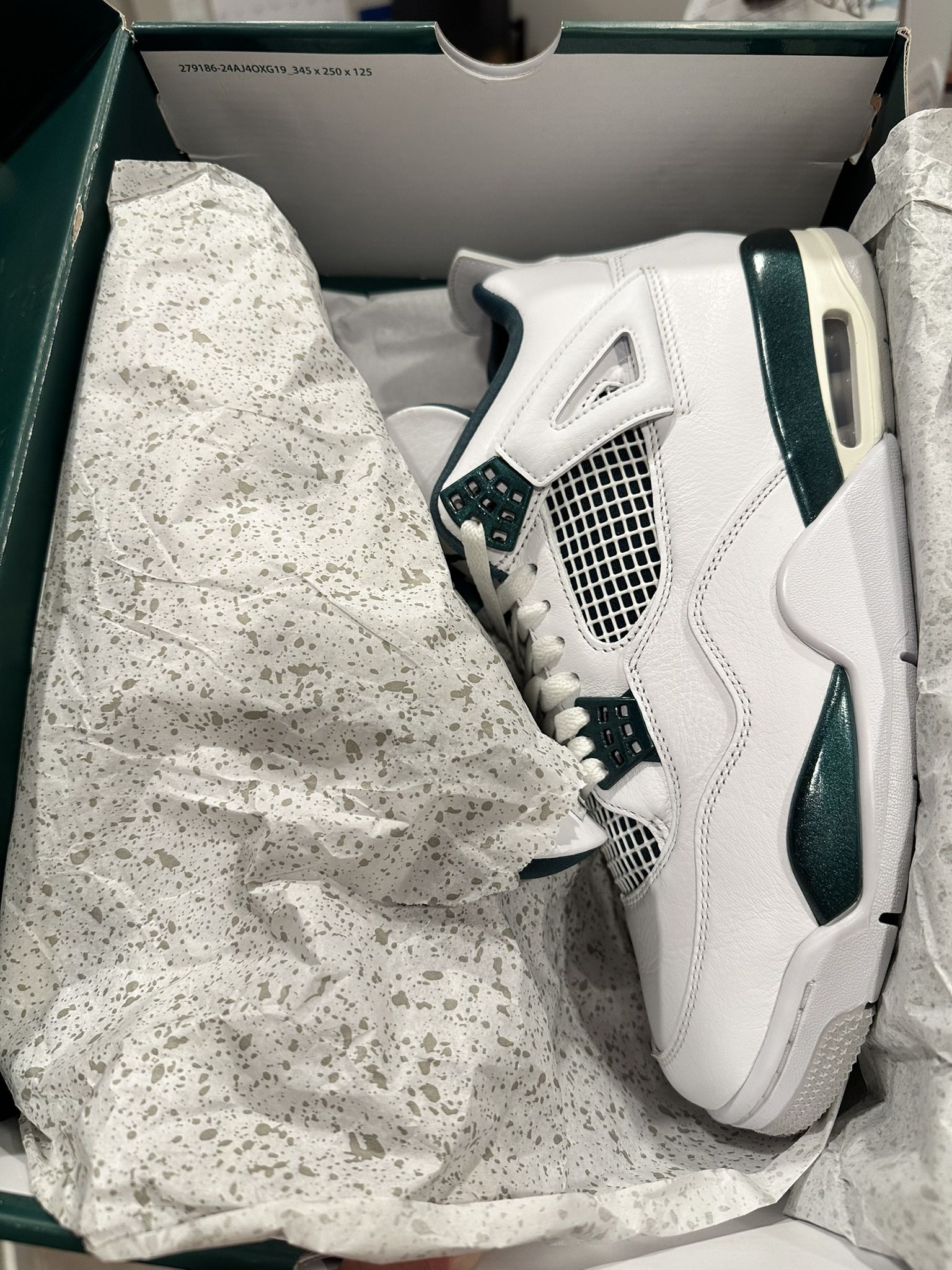 Air Jordan Retro 4 “Oxidized Green”