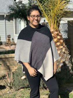 NEW - PONCHO - one size
