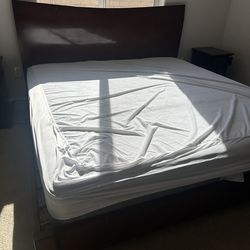 King bed with Excellent Mattress