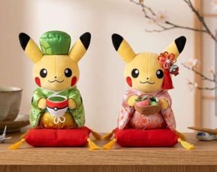Special Edition Pikachu Plush Set
(Kyoto Pokémon Center Exclusive)
