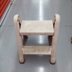 Durable Step Ladder Plastic Folds Up