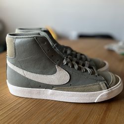 Nike Blazer