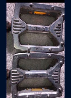 MKS PEDALS VINTAGE 9/16