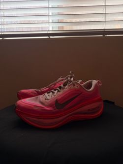 Nike Vomero Plus