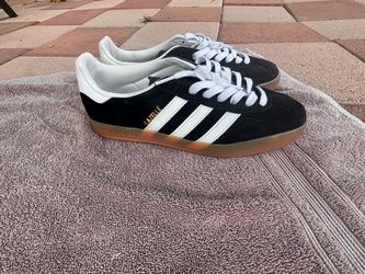 Gazelle Indoor - Core Black/Cloud White/Gum
