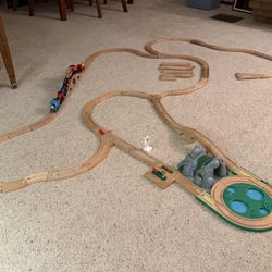 Variety Of Train tracks, Tunnel, Magnetic Cars