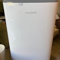 Frigidaire Portable Air Conditioner 
