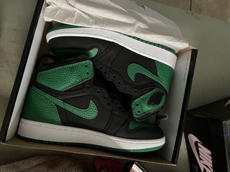 Pine green Jordan 1