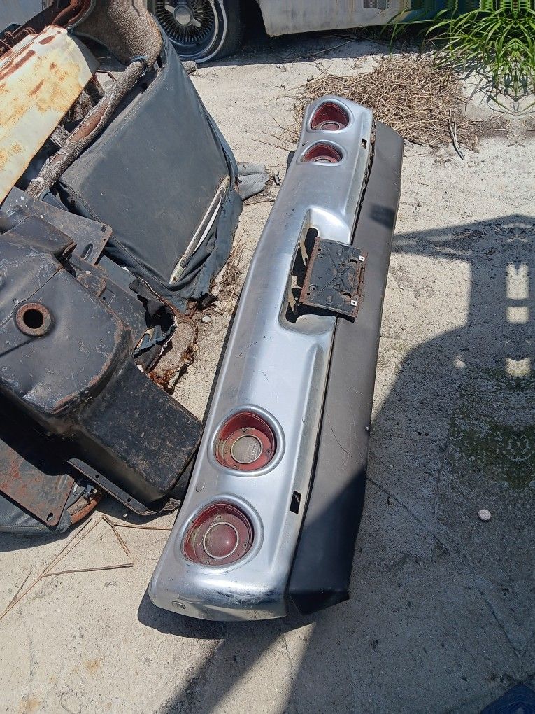 1971-72 CHEVY CHEVELLE/ MALIBU REAR BUMPER!! 300$