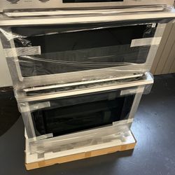 SAMSUNG Wall Ovens 30” Combination Electric Oven With Microwave