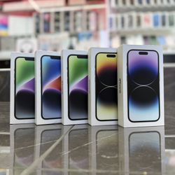 iPhone 14 & iPhone 14 Pro Max (Take It Home In Payments/ llévalo a casa en pagos 