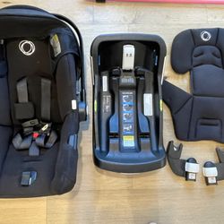 Nuna Bugaboo ( with base and Adaptor)