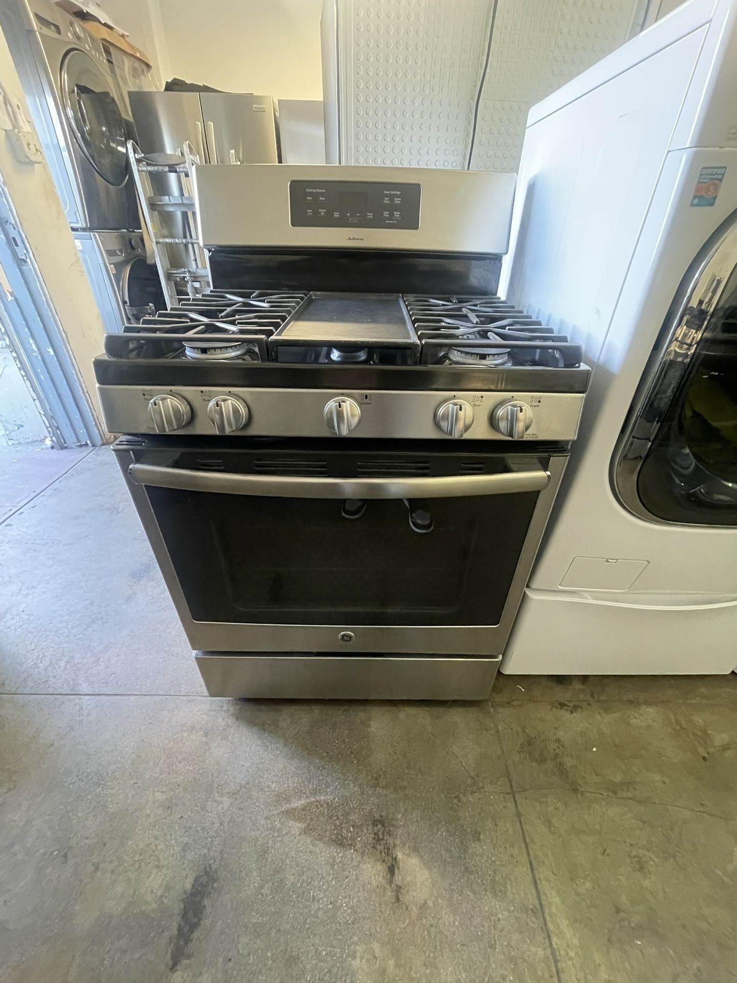 GE Stove 5 Burners