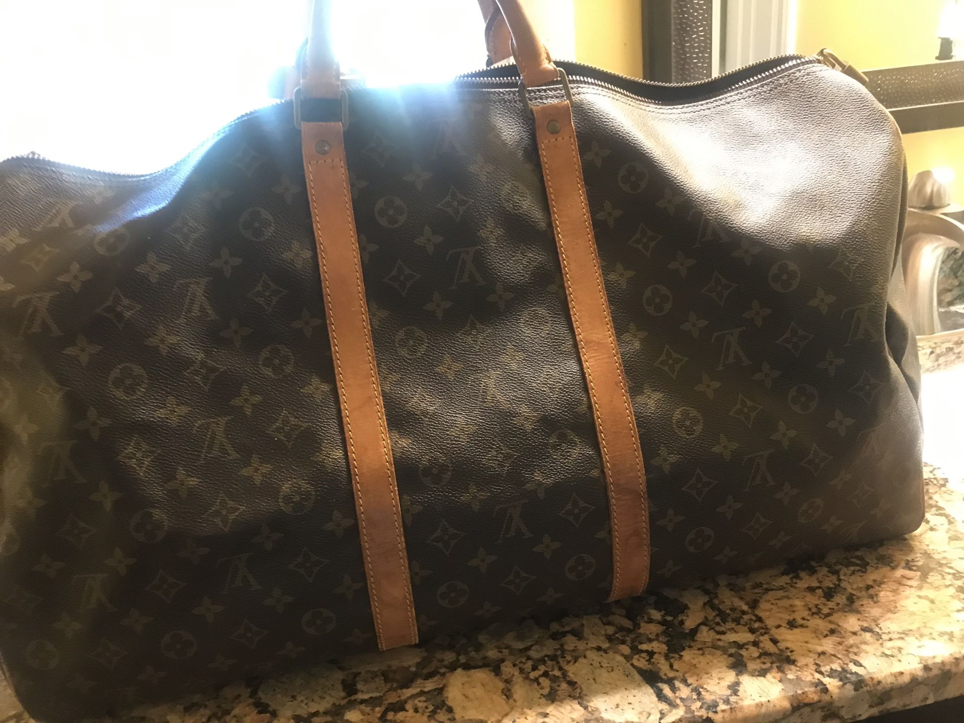 Louis Vuitton Monogram Keepall 60 Travel Large Duffle Bag M41412 For Sale  at 1stDibs