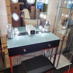 Vanity Desk With Bench 