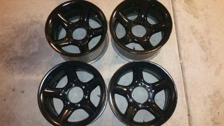 Rims 15x8 aluminum 6 holes 5.5