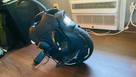 InMotion V11 Electric Unicycle – $800 OBO