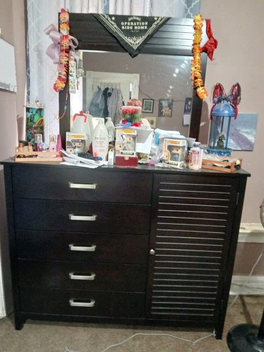 Everything In The Pictures Are For Sale Except The Bed
