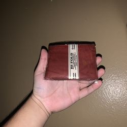 Brand new wallet never used