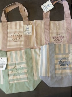 Trader Joe’s 2026 Summer Collection Totes