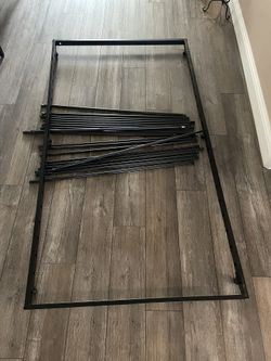 Roll Out Metal Trundle Bed Frame With Wheels