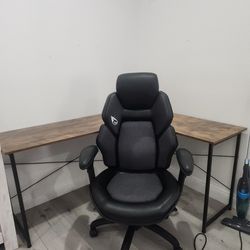 L Shaped Desk With Chair 