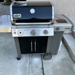 Weber Genesis II Propane Grill 