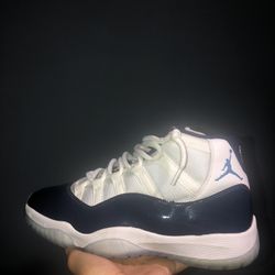Jordan 11 ‘Win like 82’ size 9.5 