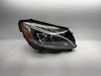 15-18 Mercedes Benz C300, 400, 63 Passenger Side RT LED Headlight OEM