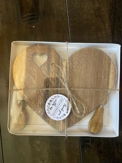 Heart-Shaped Charcuterie Board Set