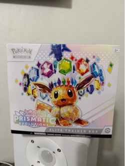Pokemon TCG Prismatic Evolutions Elite Trainer Box