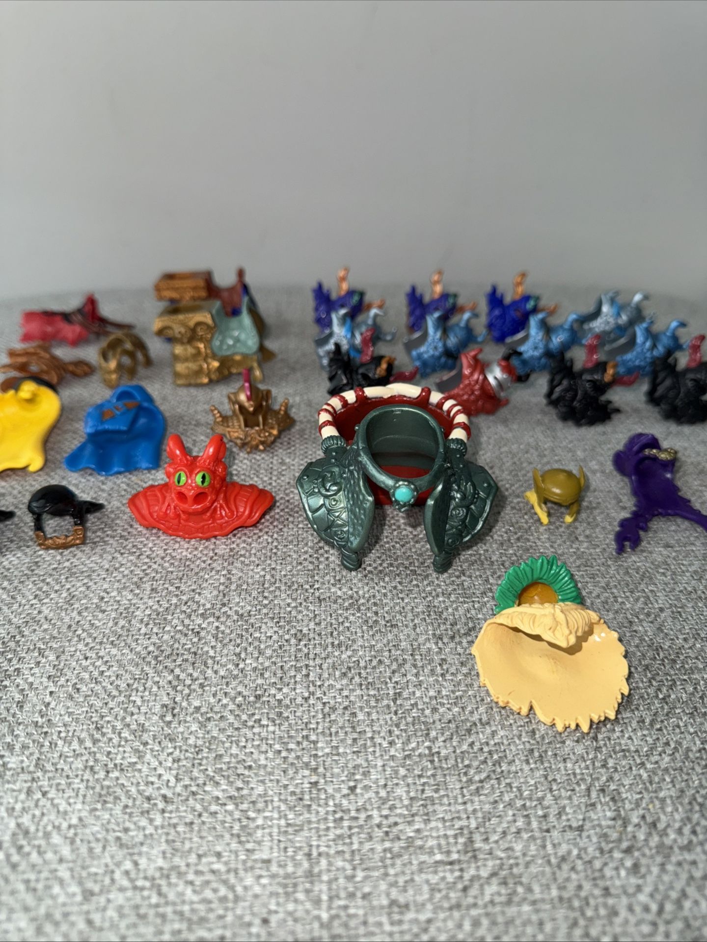 Lot Of 29 Imaginext Wizard’s Tower Goblin’s Dungeon Wizard Masks Head Pieces