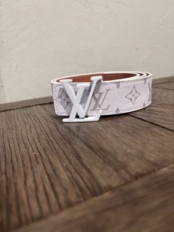 White Louis Vuitton belt