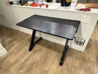 Gaming table