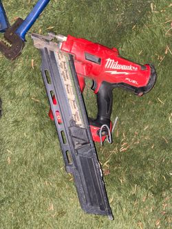 Nail gun