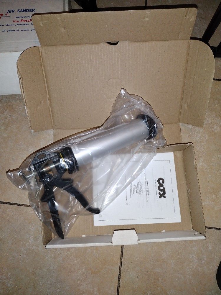 Caulking Gun (Kent)