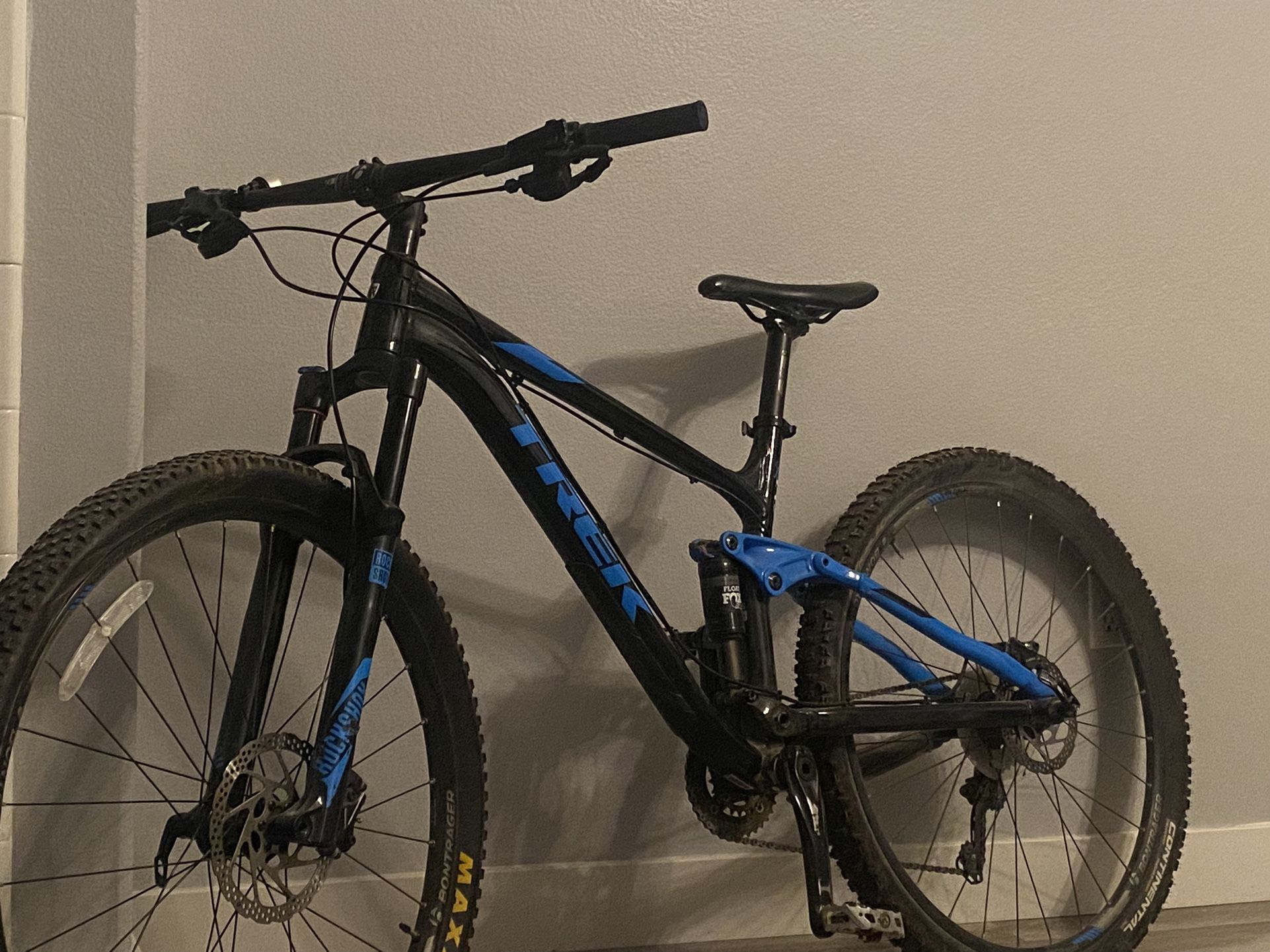Trek Fuel 29er Mountain Bike