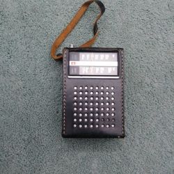 Bulova Solid State Radio Black With Leather Case