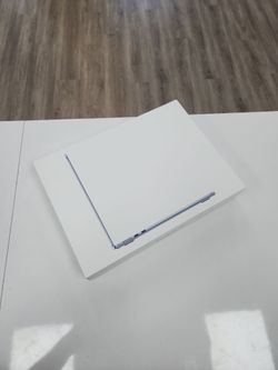 Apple MacBook Air M5 16GB RAM 512SSD