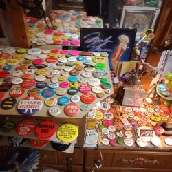 Vintage Buttons And Political Buttons.