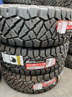 37x12.50R17 NITTO RIDGE GRAPPLER