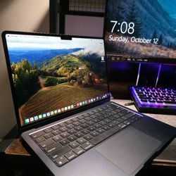 2022 MacBook Air 13 Inch M2 