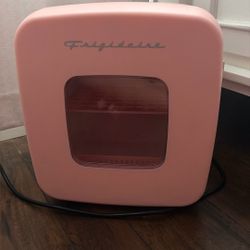 mini refrigerator 