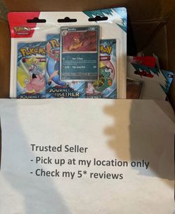 Pokémon Pokemon Scarlet & Violet Journey Together SV9 3 Pack Blister Scrafty in hand